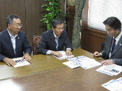 民主党陳情要請対応本部へ要望活動を行いました