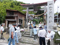 宮ノ下の神社前