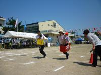 地区合同運動会（保育園　親子リレー）