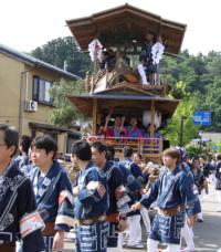 久保多町の屋台