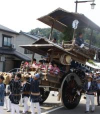 安良町の屋台