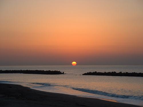 日本海に沈む夕日