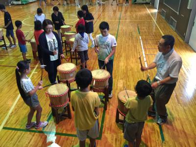 三面太鼓の親子練習