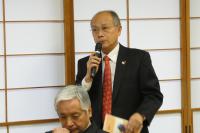 質問をする活性化協議会内山部会長