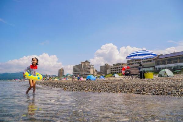 瀬波温泉海水浴場イメージ