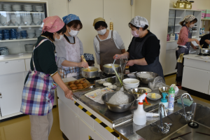 料理講習会クリーム作成