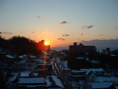 瀬波温泉の雪景色