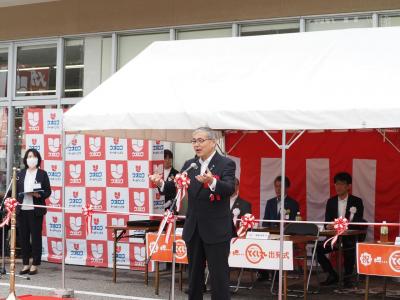 移動スーパー「とくし丸」出発①