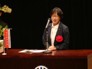 来賓挨拶をする舟山康江参議院議員