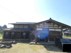 村上市高根の外観