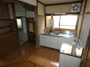 村上市瀬波温泉2丁目の台所