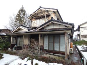 村上市三之町6の外観