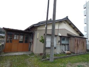 村上市飯野三丁目の外観