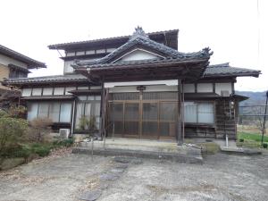 村上市古渡路の外観