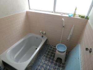 村上市北田中の浴室