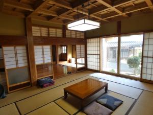 村上市関口の和室