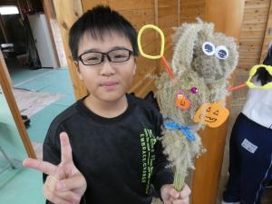 ススキでふくろう作り8　上手にできたでしょう