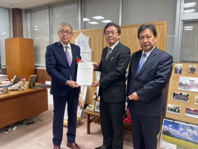 「令和8年度税制改正に関する提言」をいただきました