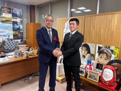 全日本大学ソフトテニス大会準優勝の報告を受けました