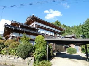 村上市関口の外観