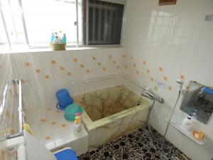 村上市新町の浴室