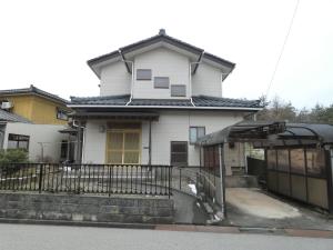 村上市瀬波中町の外観