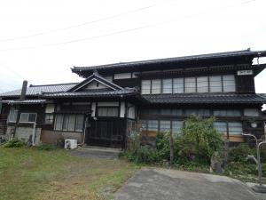 村上市温出2の外観