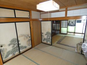 村上市下大鳥の和室