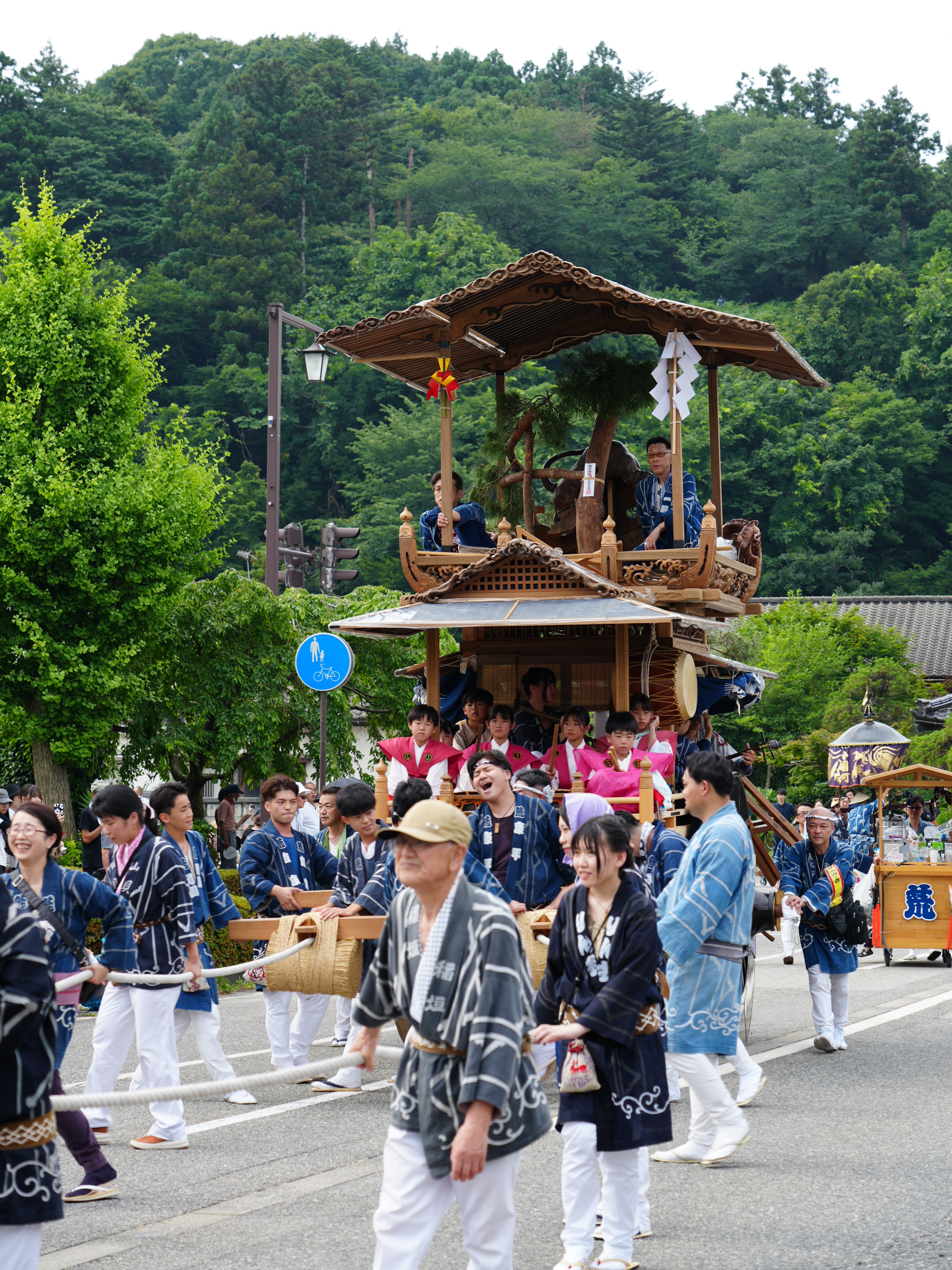 安良町