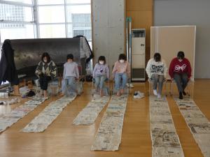 新聞紙巻き巻き2
