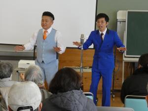 講演中2