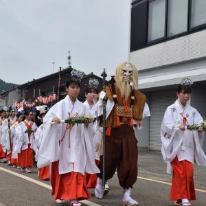 稚児行列