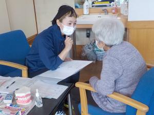 口腔の聞き取り場面１